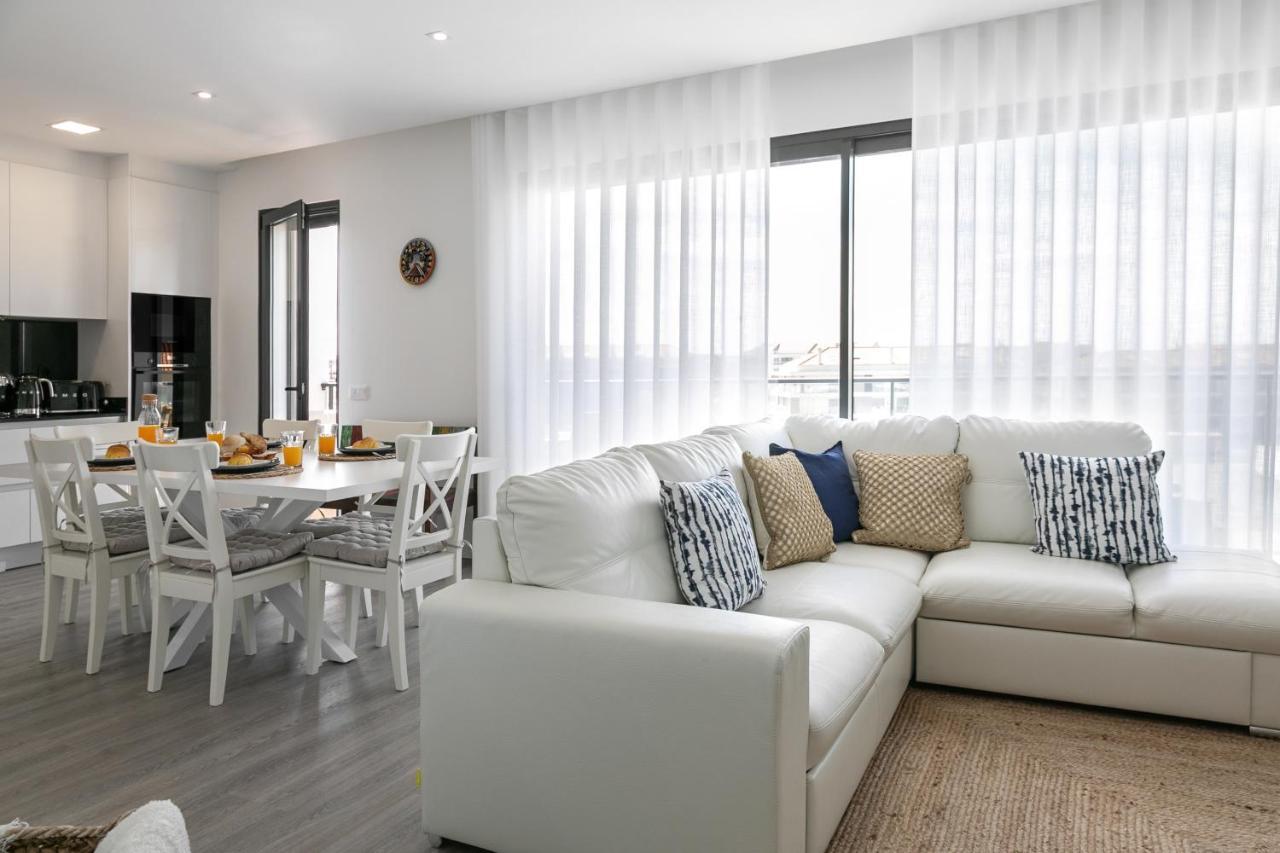 Consolacao & Supertubos Beach House Bagian luar foto