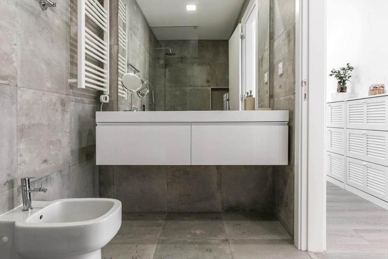 Consolacao & Supertubos Beach House Bagian luar foto
